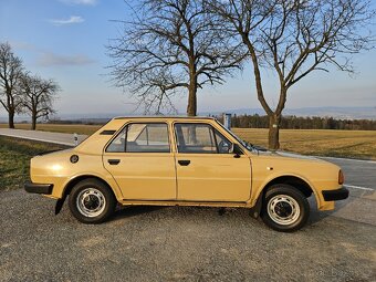 Škoda 120L - 3