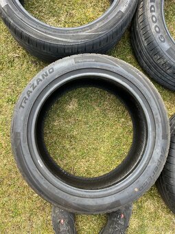 Pneu 245/45 r18 - 3
