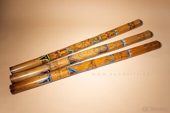 Didgeridoo bambus 120 cm – ručně vyřezávané, barevné zdobení - 3