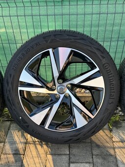 Volvo XC90 R20 275/45 - 3
