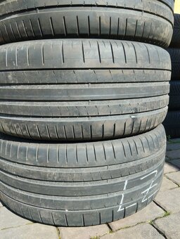 PIRELLI 285/40 R21 LÉTO SADA - 3