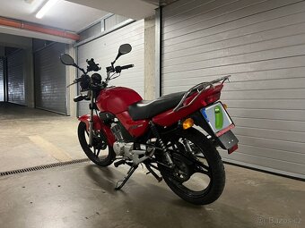 Yamaha YBR 125 - 3