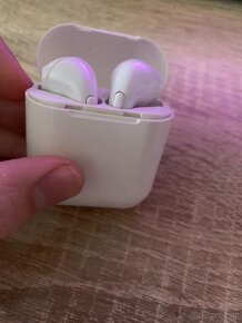 Bezdrátová sluchátka i8P-TWS - 3