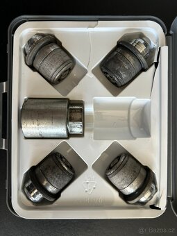 Bezpečnostní matice kol Toyota Corolla - originál - 3