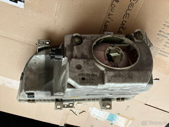 Přední světlo Ford Galaxy I - 3