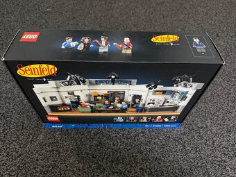 LEGO® Ideas 21328 Seinfeld - 3