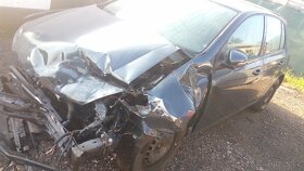 Náhradní díly VW Golf VI 1,4 16V 59kW - 3