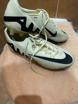 Profesionální kopačky Nike - 3