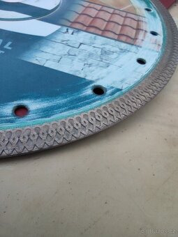 Kotouč řezný diamantový 250 x 25,4 - 3