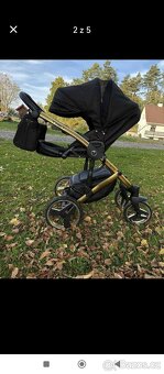 Kočárek Junama černo-zlatý - 3