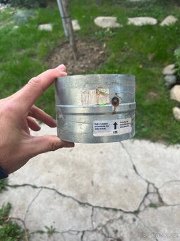 Prodám klapku na trubku k digestoři - 3