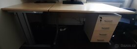 Kancelářské stoly a příslušenství - 3