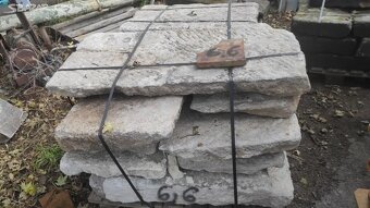 Stará kamenná dlažba, pískovcová dlažba, zápražáky - 3
