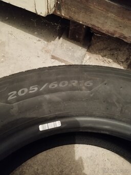 Hankook Ventus Prime3 205/60 R16 - 3