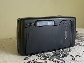 RICOH L-20 – kompaktní klasiku s pevným objektivem 35mm - 3