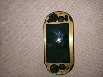 PS Vita se vsemi hrami - 3
