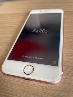 Apple iPhone 7 32 GB růžový - 3