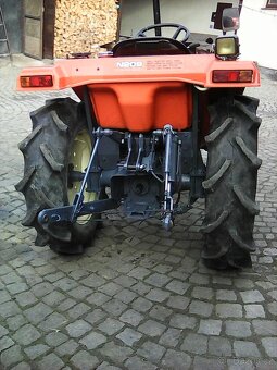 Prodej malotraktoru hinomoto n 200d - 3