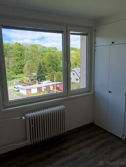 Byt 2+1 s balkónem - ideální pro pár - 3
