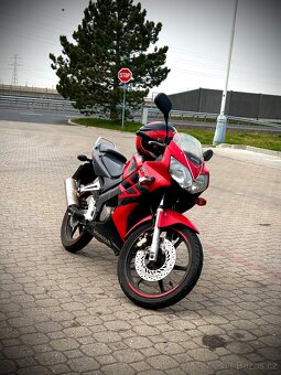 Honda CBR 125r - 3