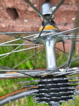 Zapletená kola náboje Shimano ráfky Wolber Aspin - 3