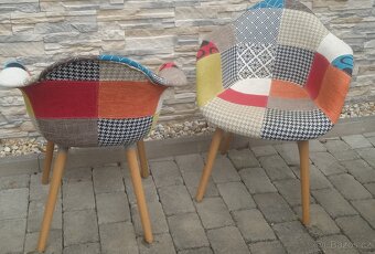 Moderní barevné jídelní židle - 3