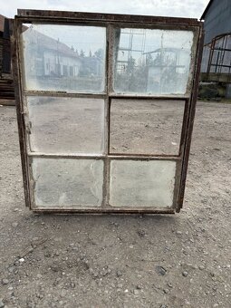 Tovární okno 45 - 3