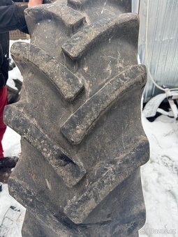 Pneumatiky 11,2-24 a 16,9 30 - 3