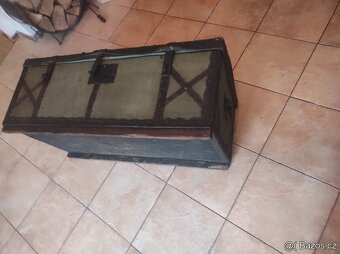 Starozitna truhla - 3