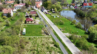 Prodej pozemku k bydlení, 858 m², Ostředek - 3