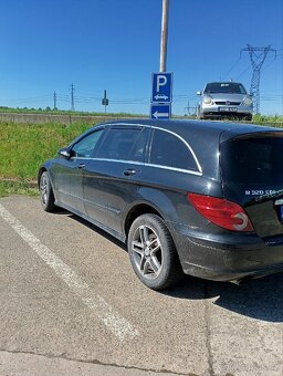 Mercedes R320 - 3