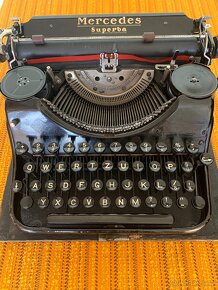 Psací stroj Mercedes - 3