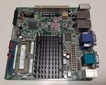 Intlel D2500CC miniITX, CPU Atom D2500, 4GB RAM - 3