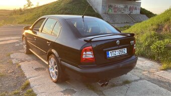 Octavia 1.8T RS - 3