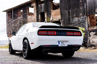 Dodge Challenger 5,7 R/T HEMI r.v. 2019 najeto 34 tkm - 3