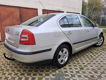 Škoda OCTAVIA II ELEGANCE 2.0 TDi/103kW DSG - 3