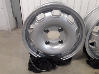 Alu kola Maxilite 5,5x15 4x130 Lancia Flavia - 3