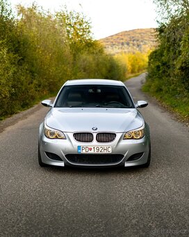 BMW M5 e60 V10 SilverStone II - 3