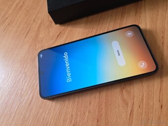 Samsung S23 8GB / 256GB Černý TOP stav - 3