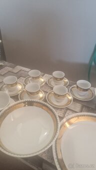Luxusní porcelánový jídelní a kávový servis THUN Klášterec - 3