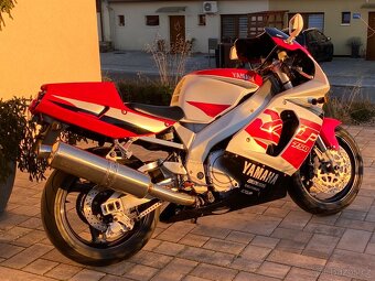Yamaha YZF 750 R top stav - 3