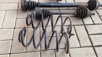Přední tlumiče,poloosy,pružiny - 3