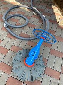 Vysavač do bazenu - 3