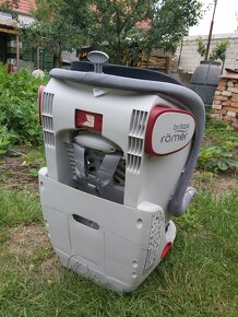 Dětská autosedačka Britox Römer  Sedačka je do 18 kg - 3