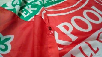 Vlajka Liverpool.knihy o fotbale,cena celkem - 3