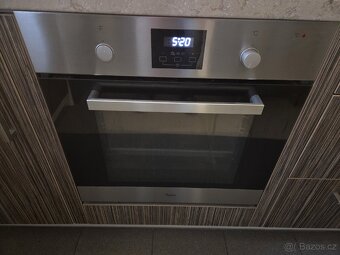 Vestavná, vestavěná trouba Whirlpool - 3