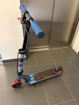 Dětská koloběžka OXELO s brzdou a odpružením MID5 - 3