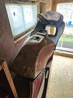 Kawasaki GPz 750 - 3