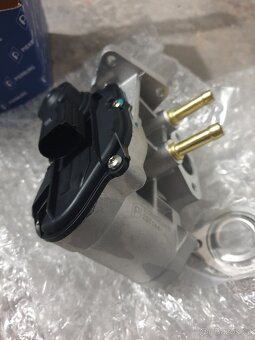 AGR-Ventil PIERBURG 7.10334.04.0 - 3