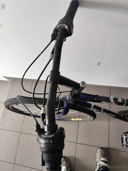 Silniční kolo Planet - 3